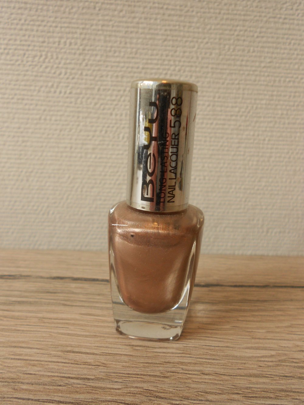 Nagellack BeYu Nr. 588 braun-bronze Schimmerlack