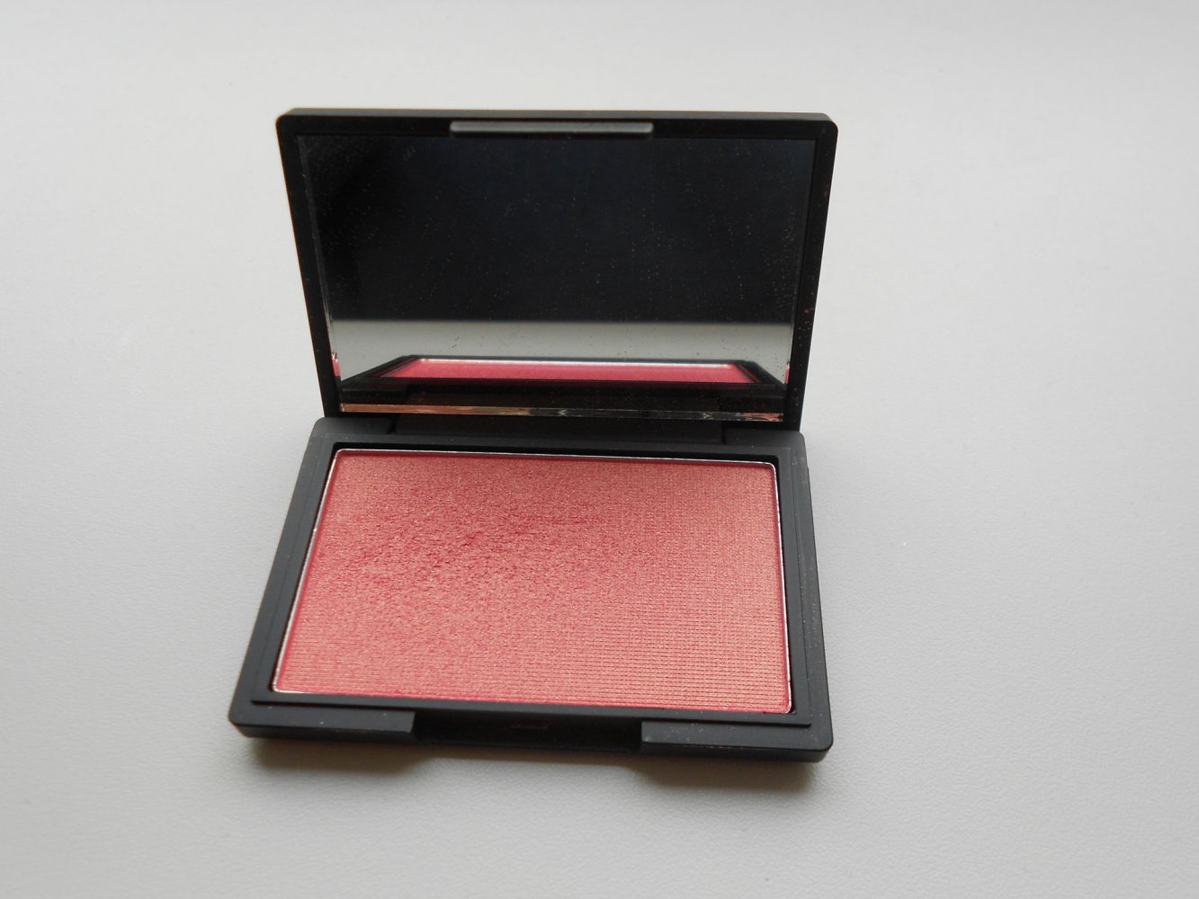 Sleek Blush Rouge Rose Gold 926 8g