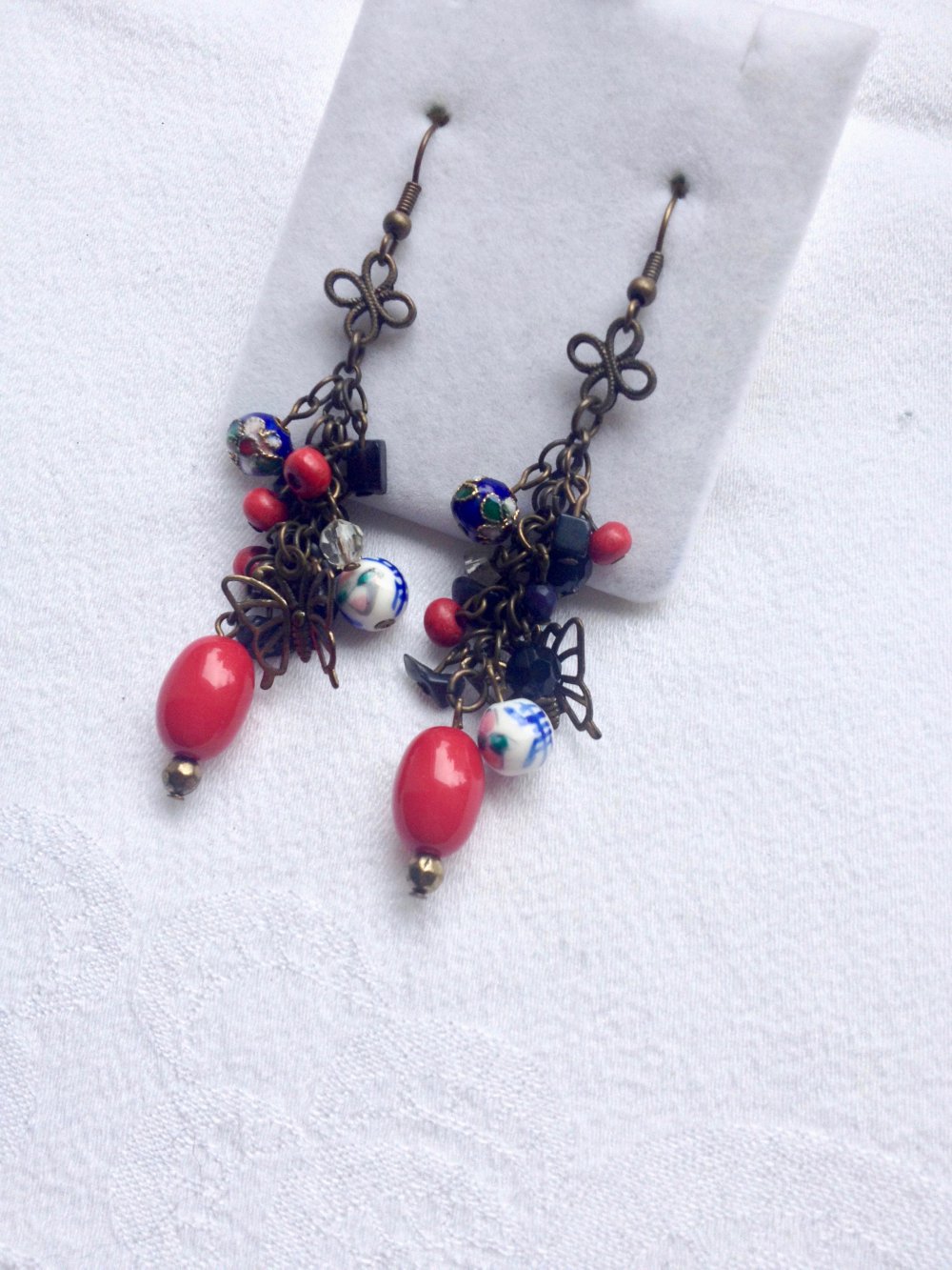 Wunderschöne Ohrringe zum Hängen von Six