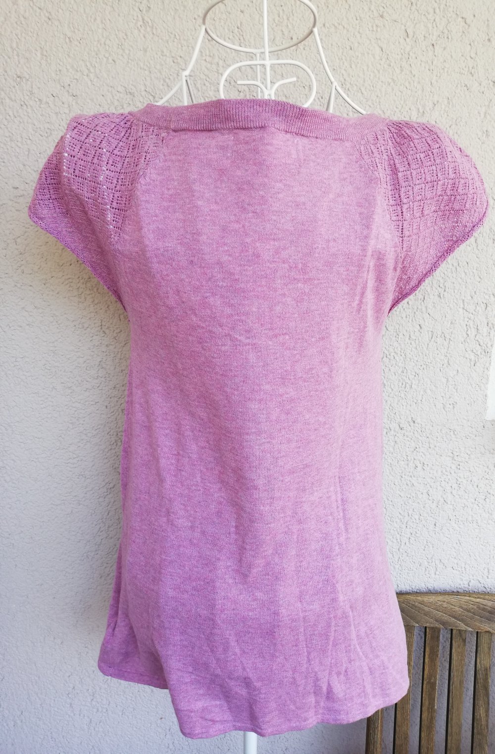 Neues schönes T-Shirt mit süßen Details von Springfield