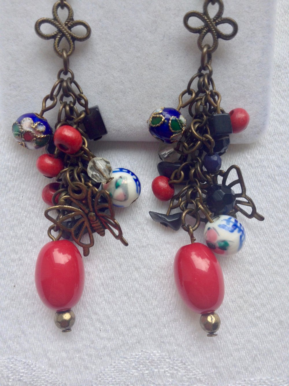 Wunderschöne Ohrringe zum Hängen von Six