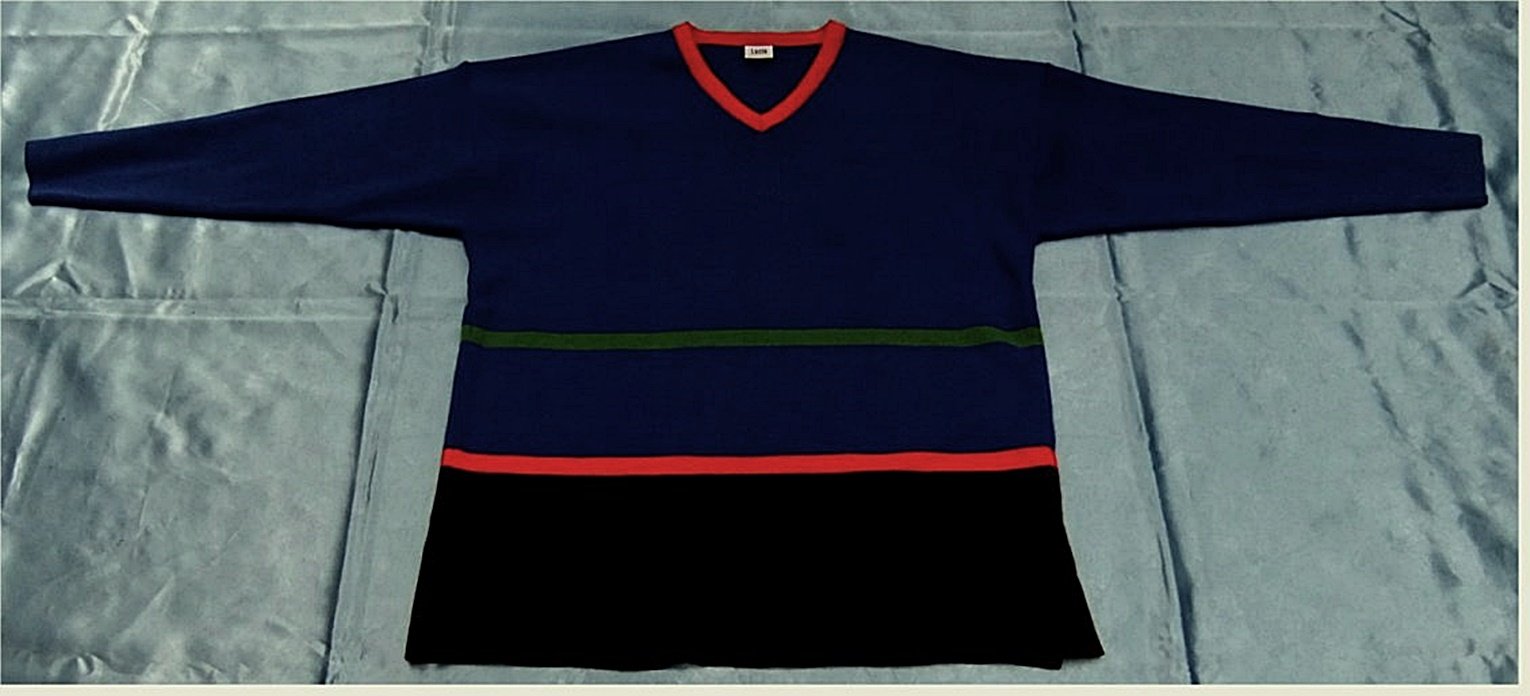Pullover von Lucia - blau / grün-rot gestreift - Größe 40