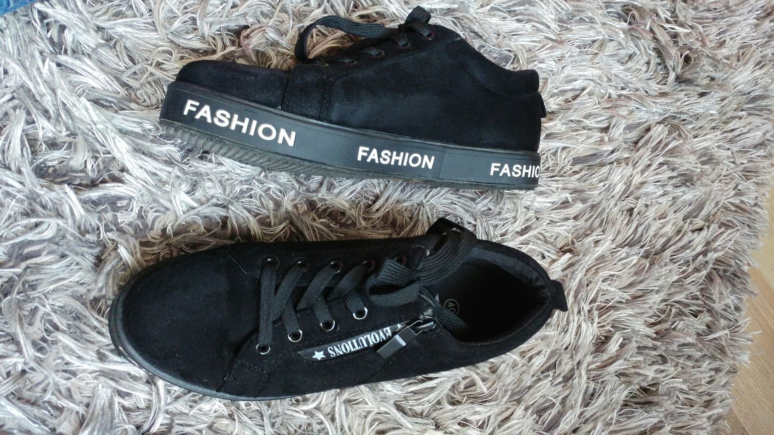 Schöne Sneakers in schwarz Fashion 39