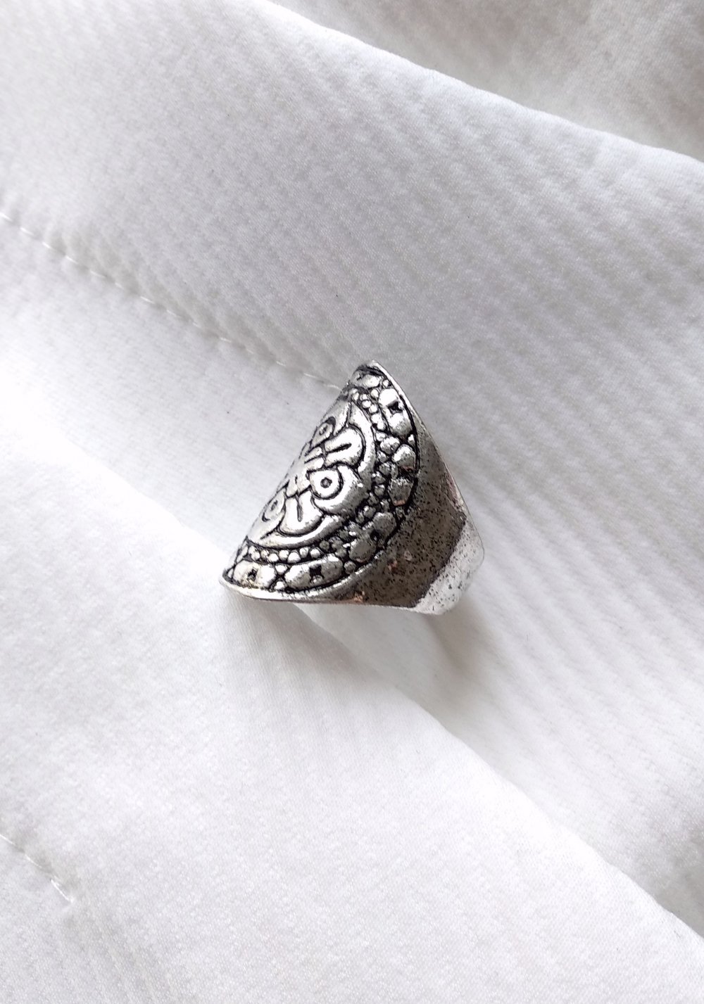 Verzierter silberner Ring Tribal Gravur GOA Gypsy Hippie Festival Nasty Gal witchy