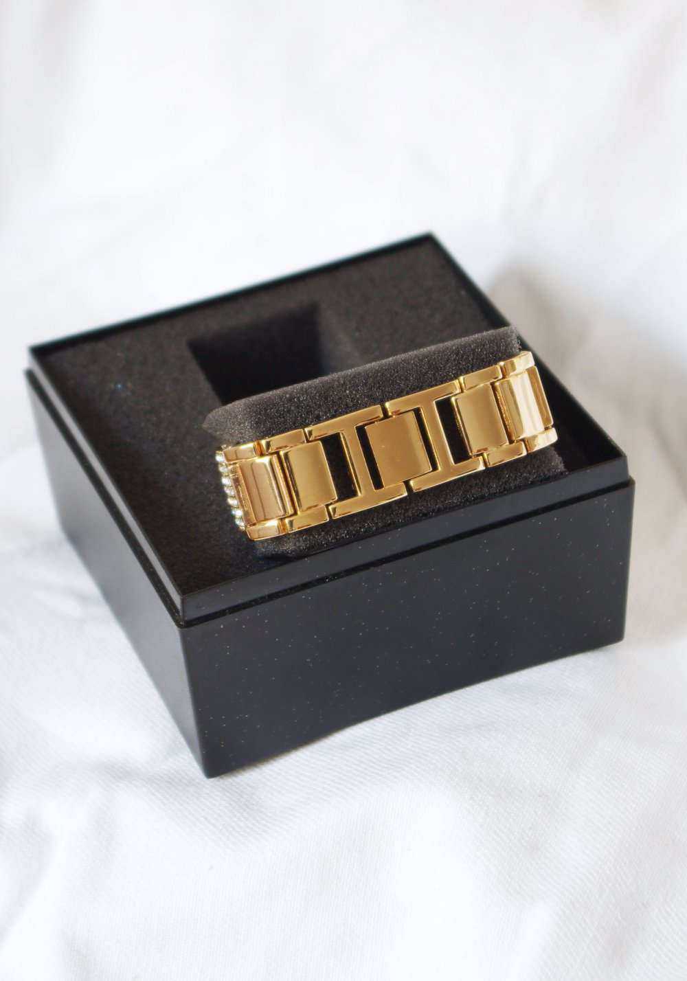 Goldene Armbanduhr retro verstellbar Pinup Damenuhr Metall Gliederarmband