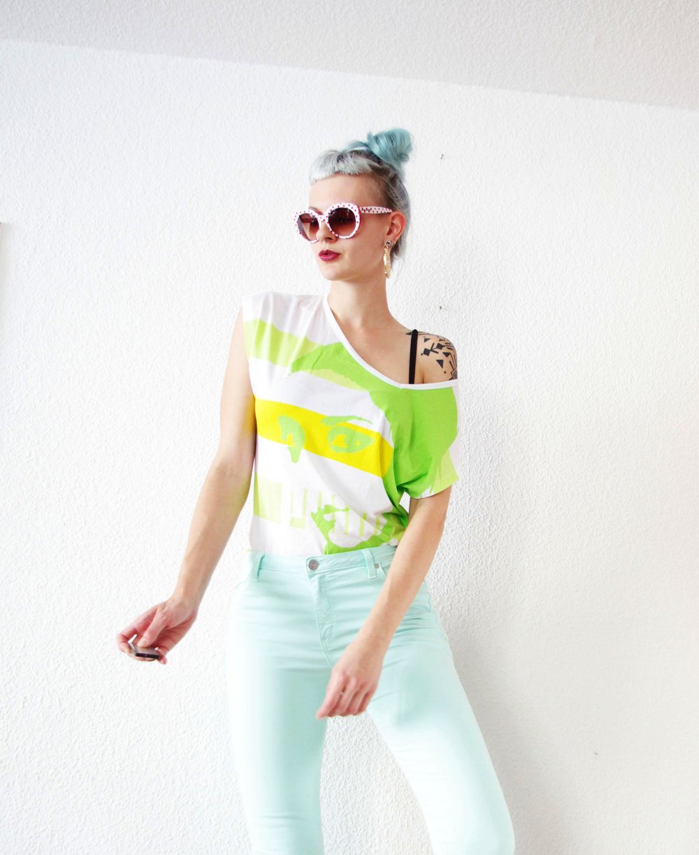 Lässiges Puma Printshirt Gr. 36 38 S M offshoulder oversized Dollskill