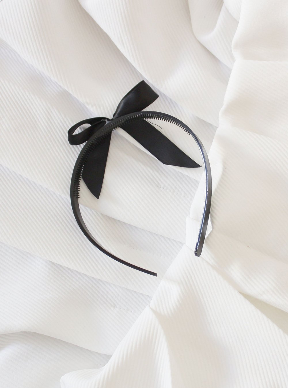 Zarter schwarzer Haarreif große Schleife Nasty Gal Festival Dollskill Minnie Mouse