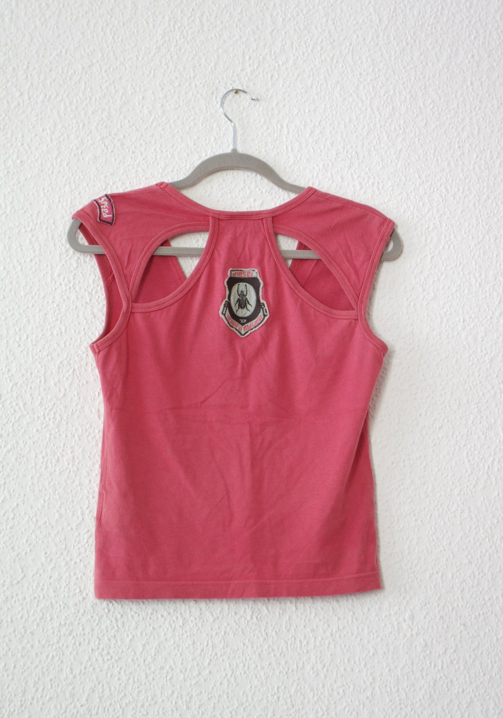 Auffälliges Diesel Cutout Top Gr. S M 38 Industrial Rave used Look Techno Festival Logo Shirt