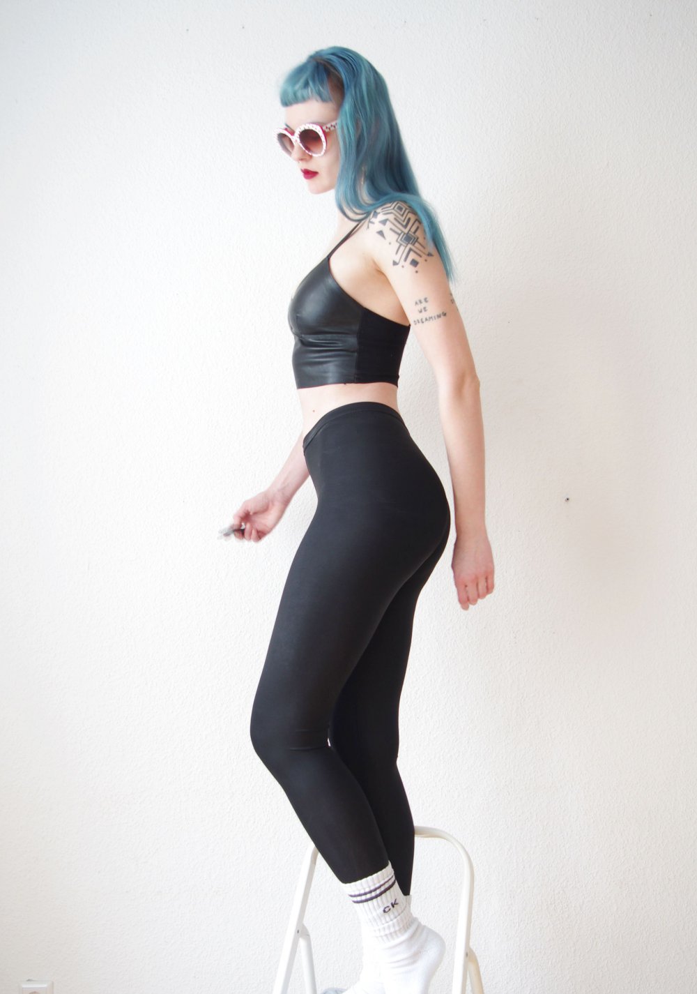 Matte American Apparel Kunstlederleggings Gr. M 38 schwarz highwaist Technobarbie Gothic Festival