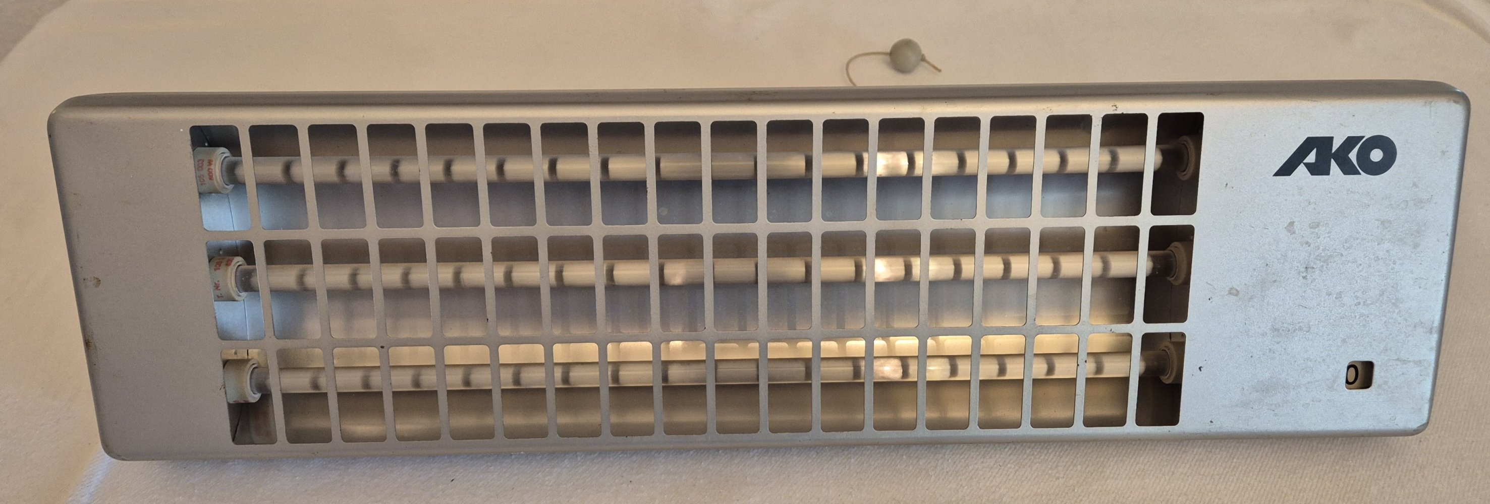 AKO MS 2 Heizstrahler Heizung silber