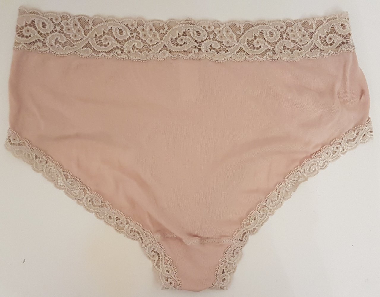 Slip Hanro beige nude Gr M - Neu