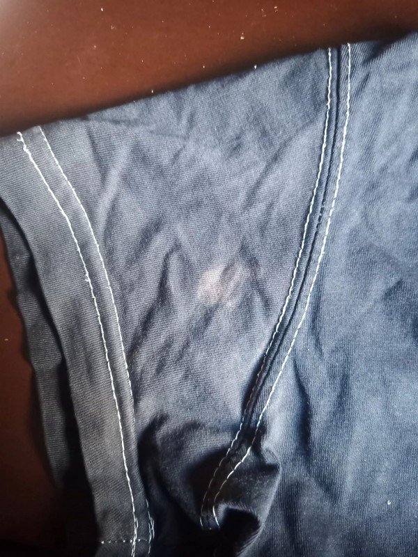 T-Shirt V-Ausschnitt H&M