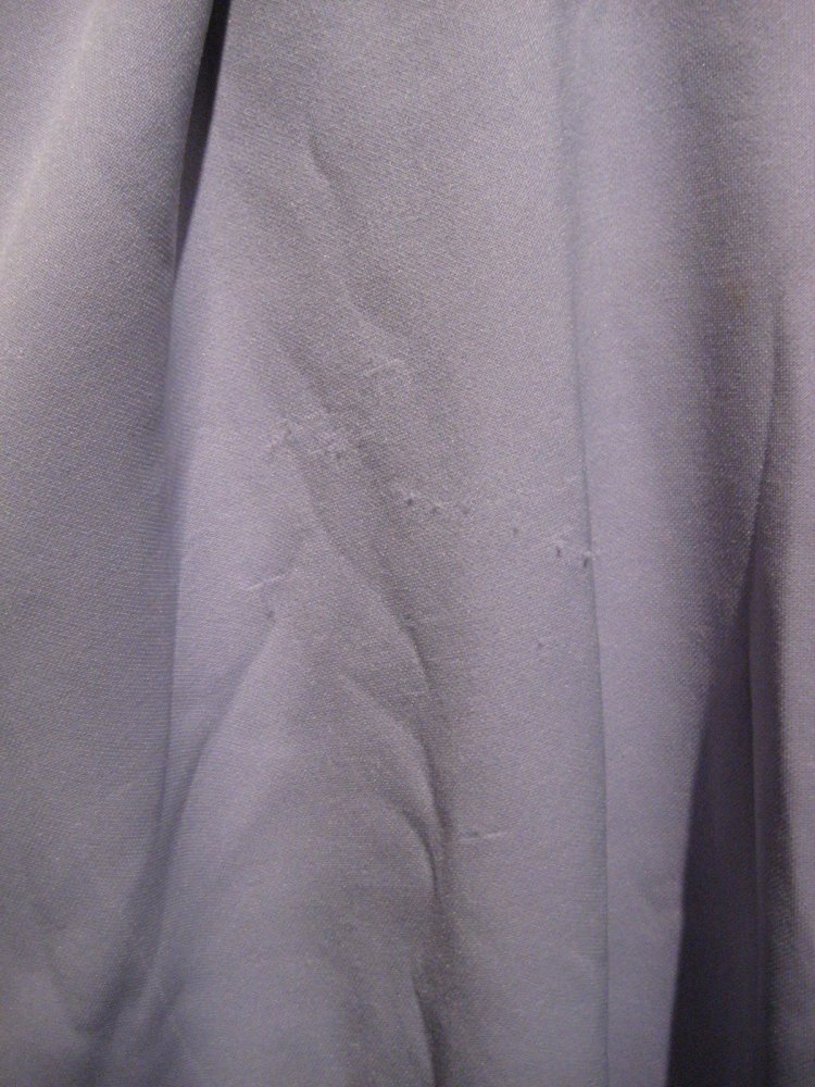 Schickes fliederfarbenes Kleid für Anlässe! abschluss, abiball, zeugnisvergabe, hochzeit, anlass, brautjungfer, flieder, lila, helllila, gold, schick, edel, besonders, rundkragen, curvy, plussize