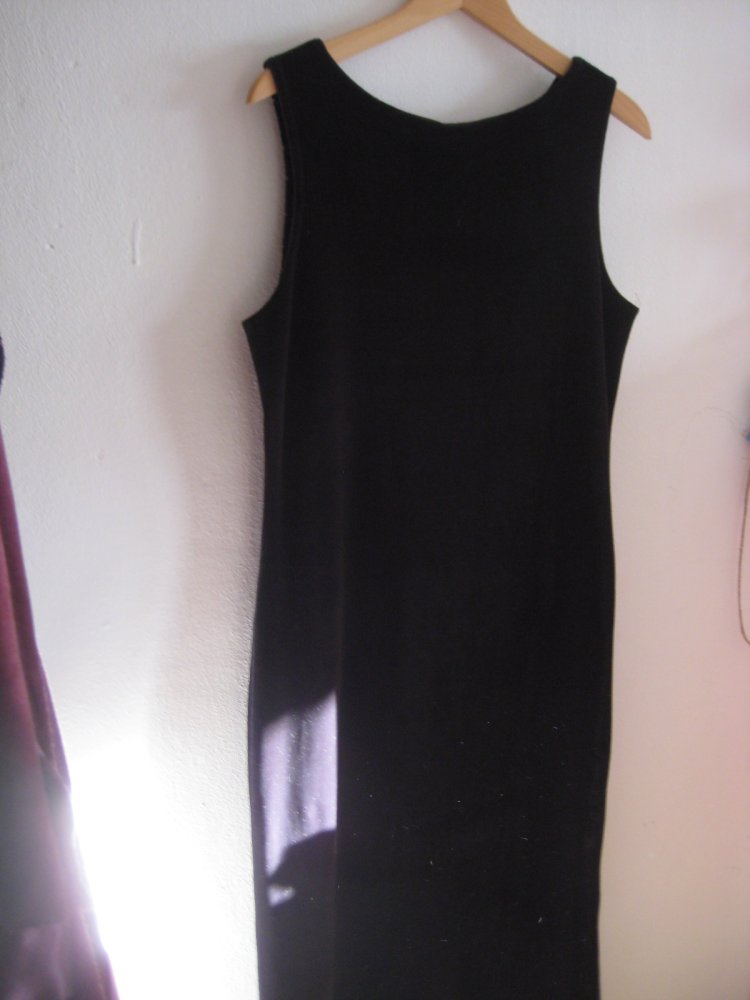 Schwarzes Vintage Kleid aus Samt! true vintage, samtkleid, schwarz, maxi, bodenlang, edel, schick, besonders, glitzer, silvester, curvy, plussize, oversized