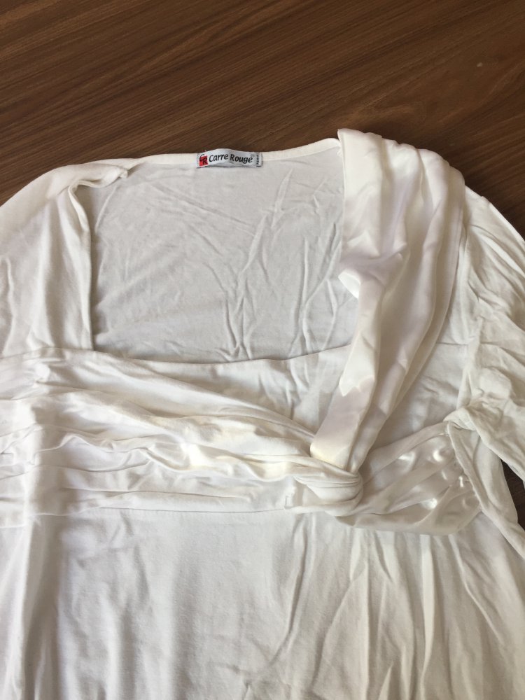 Außergewöhnliches Langarmshirt