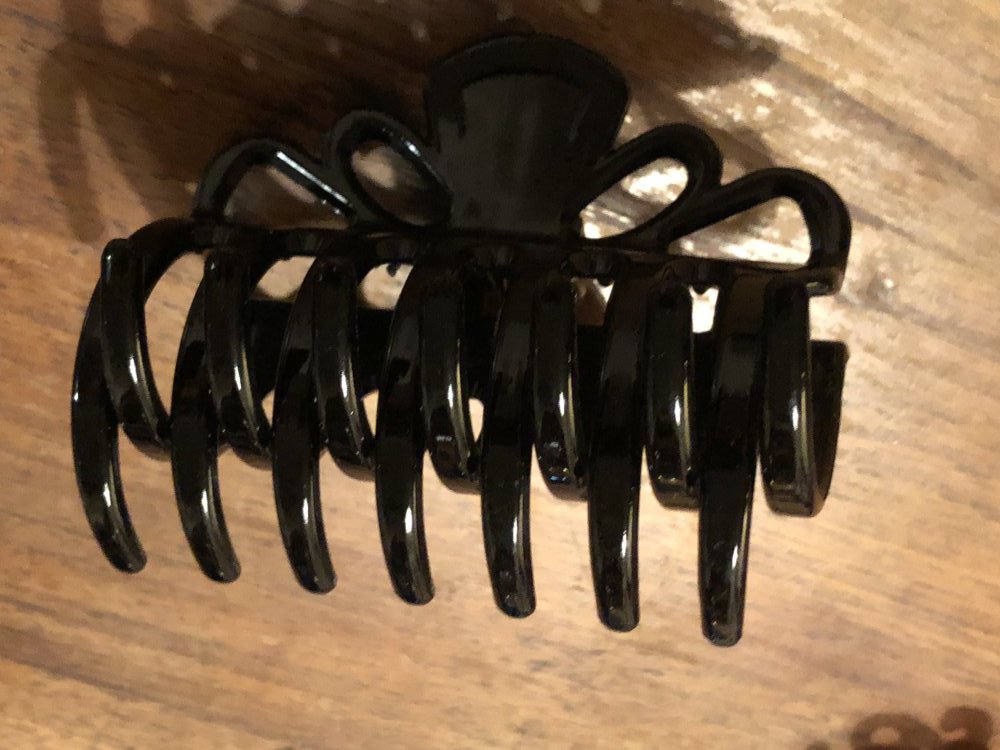 Schwarze Haarklammer 