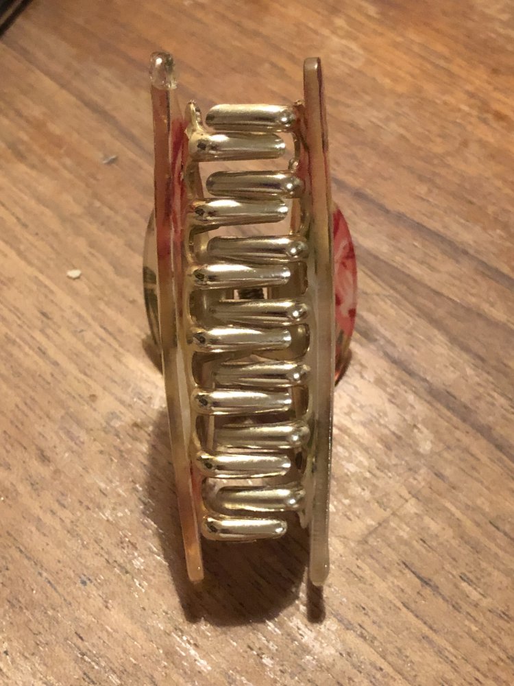 Wunderschöne blumige Haarklammer 