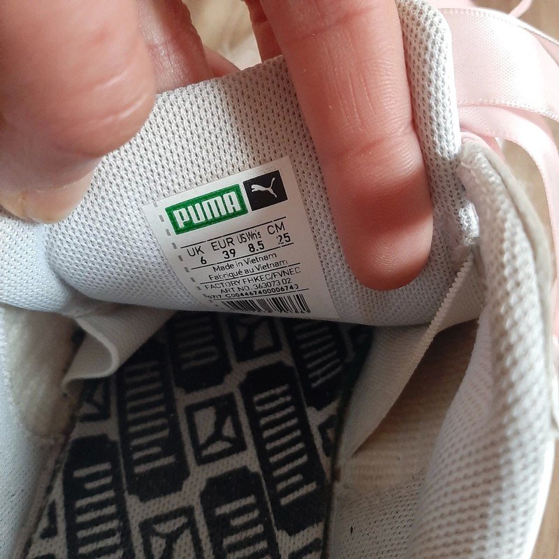 Weiße Puma Sneaker