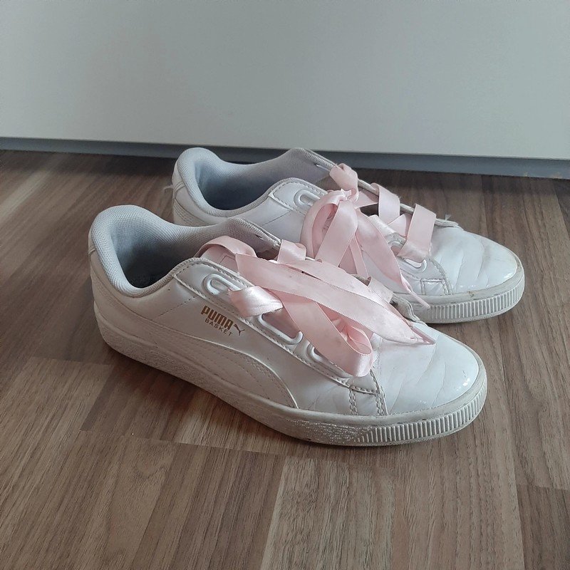 Weiße Puma Sneaker