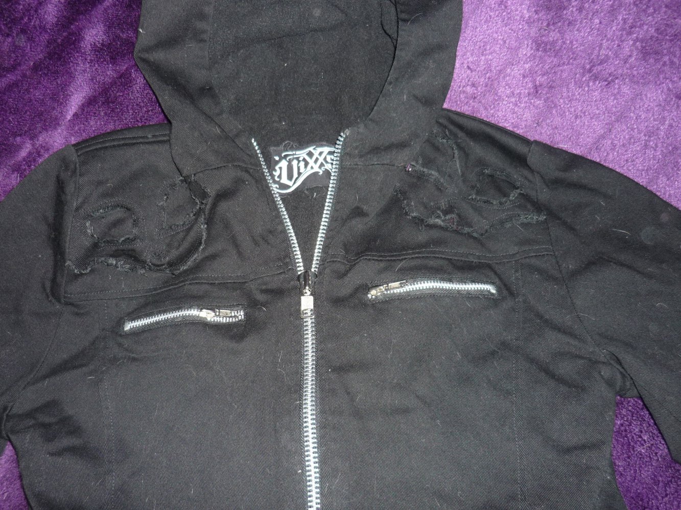 Warmer Mantel von Vixxsin Gr. L  mit Totenköpfen Reissverschlüssen & Korsettschnürungen Gothic  Punk