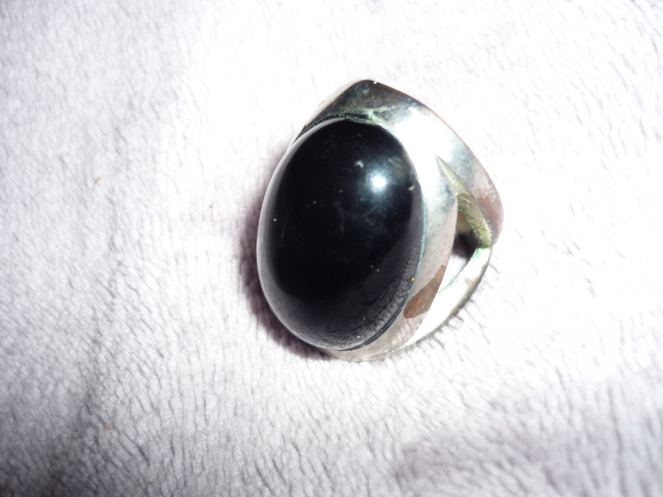 sehr grosser Ring mit schwrzem Glasstein Gothic WGT