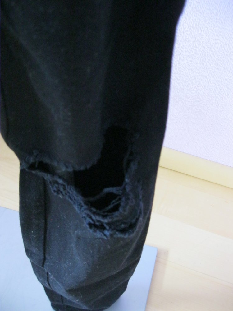 Skinny Jeans # ripped # ASOS # schwarz # 40