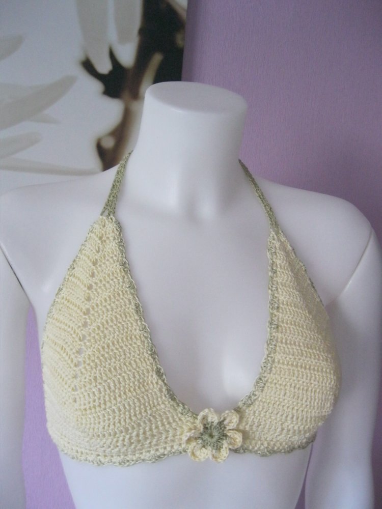 NEU Bikini-Oberteil gehäkelt Handmade Vintage Vanille/Grün meliert/Beige 100% Baumwolle Cup B/C