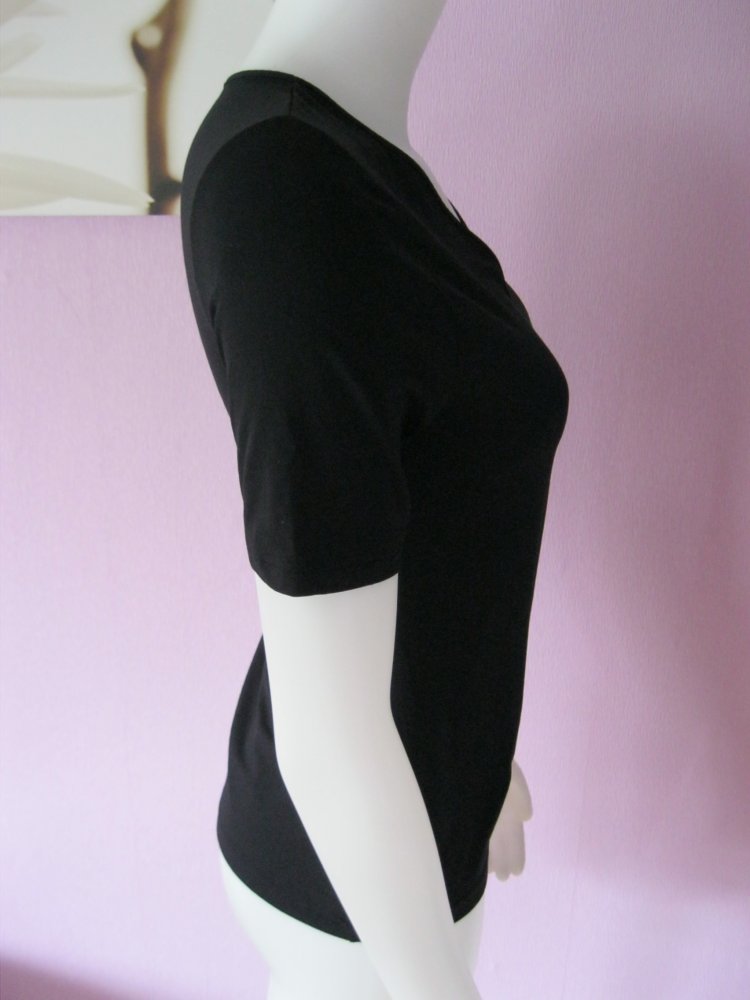 T-Shirt # Kunert Wellness # Schwarz # V-Ausschnitt # S