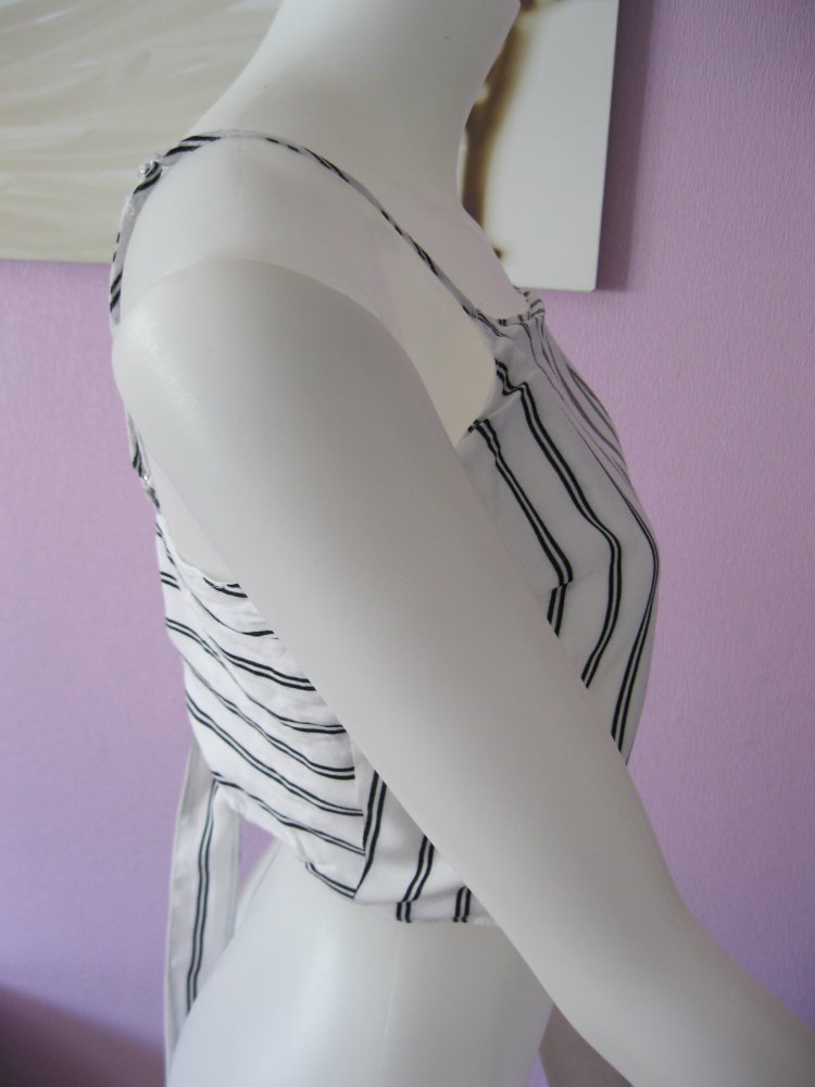 Crop-Top # rückenfrei # gestreift # Schwarz/Weiß # Einheitsgröße