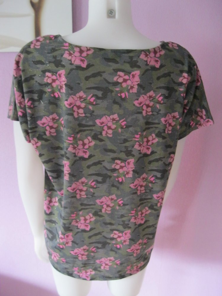 T-Shirt # Janina # florales Muster # grün/rosa # 40