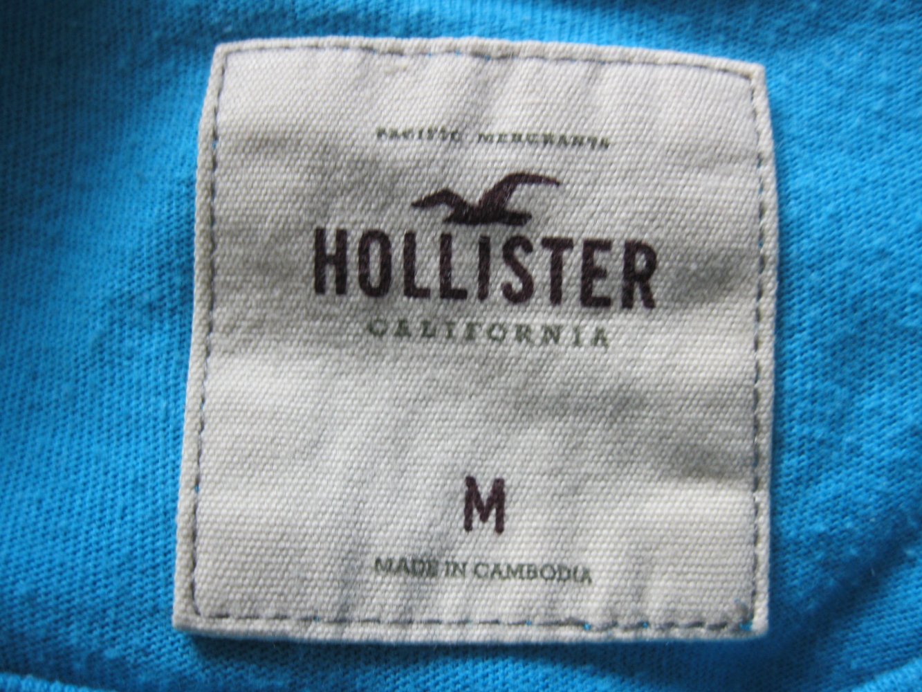 T-Shirt # Hollister # Türkis # Logo # Stickerei # Aufnäher # M