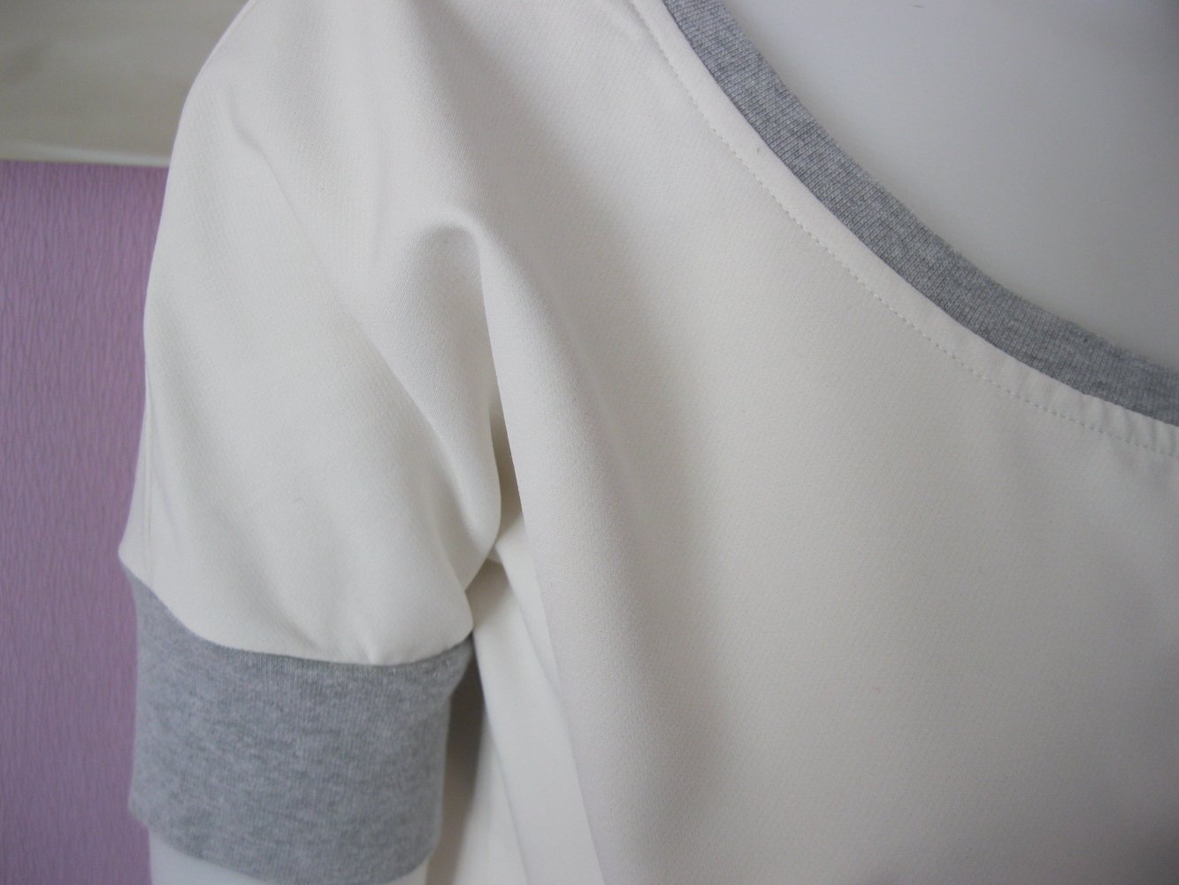 T-Shirt # Impressionen Fashion # Creme/Grau # 34 (Oversize)