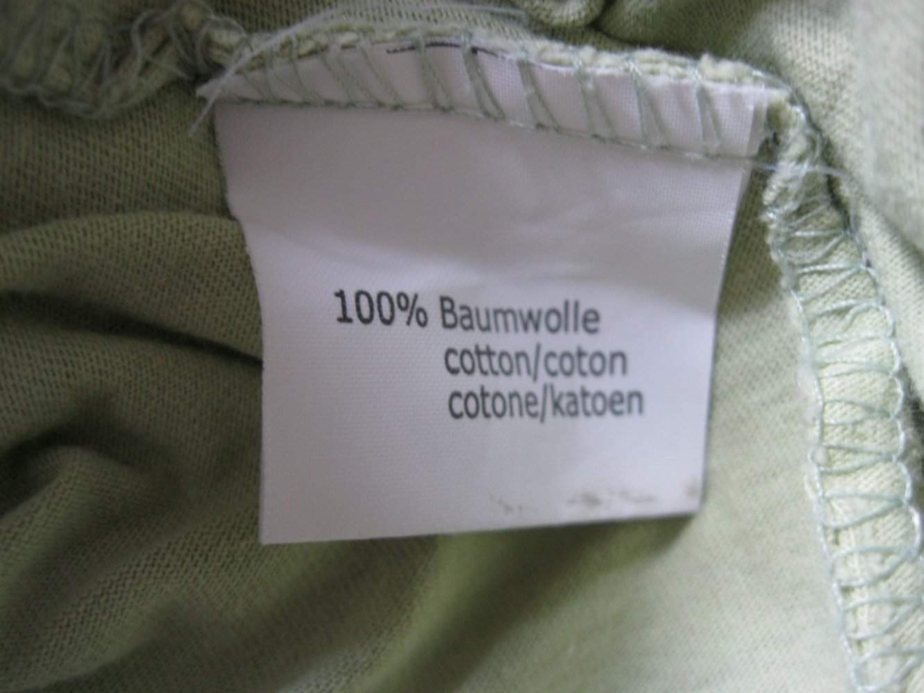 T-Shirt # Lindgrün # 100% Baumwolle # Stickerei # 48