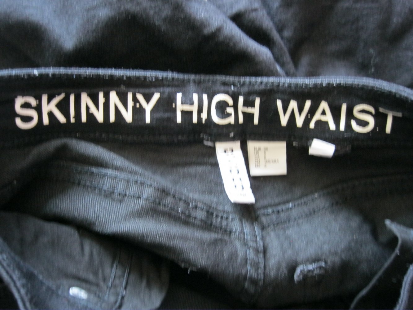 Skinny Jeans # ripped # Divided # H&M # Skinny High Waist # Schwarz # 36