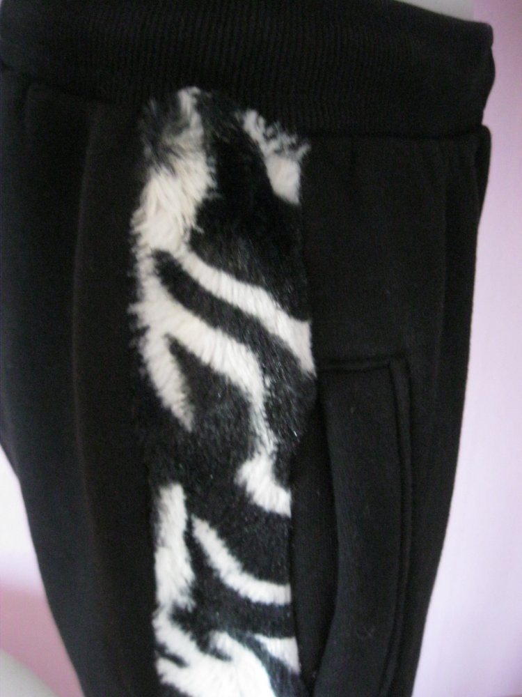 Jogginghose # NEU # Beauty Sports # Schwarz / Weiß # L