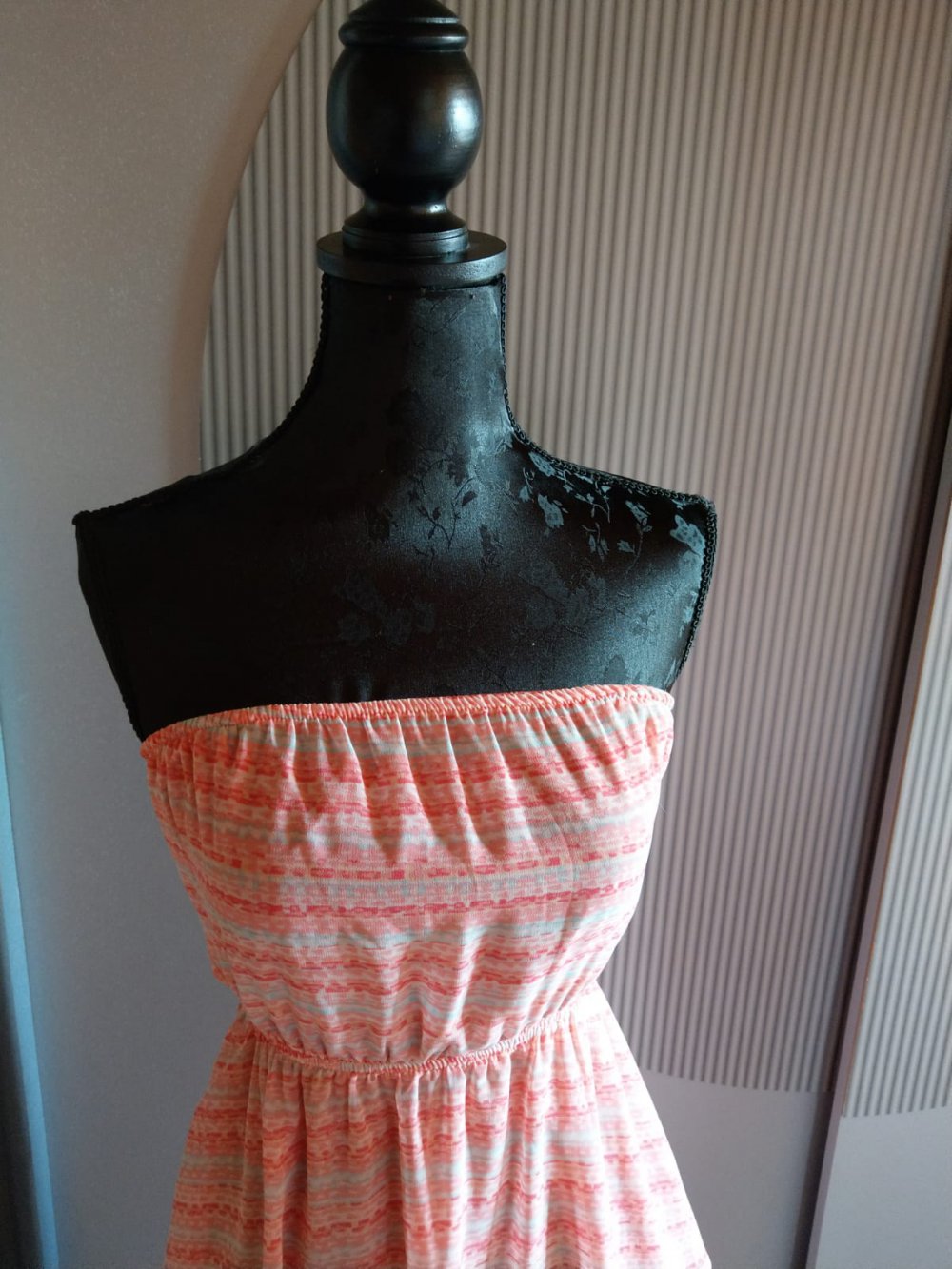 Kleid rosa nude Bershka M