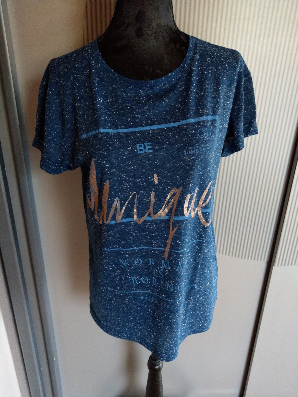 T-Shirt blau edc