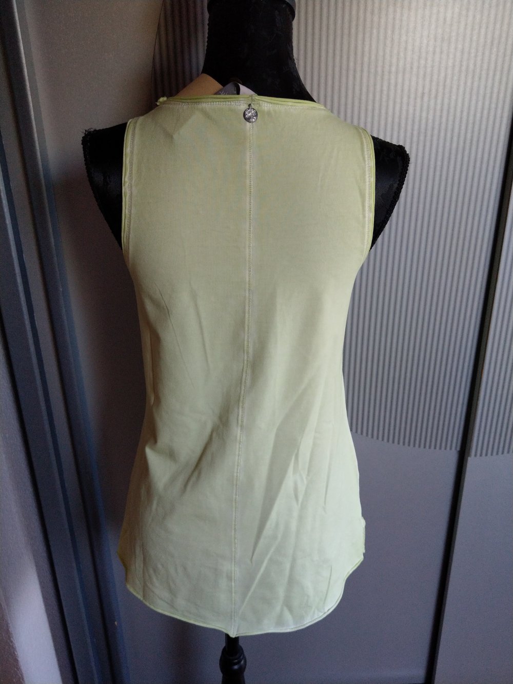 Top Shirt hellgrün Tredy Neu