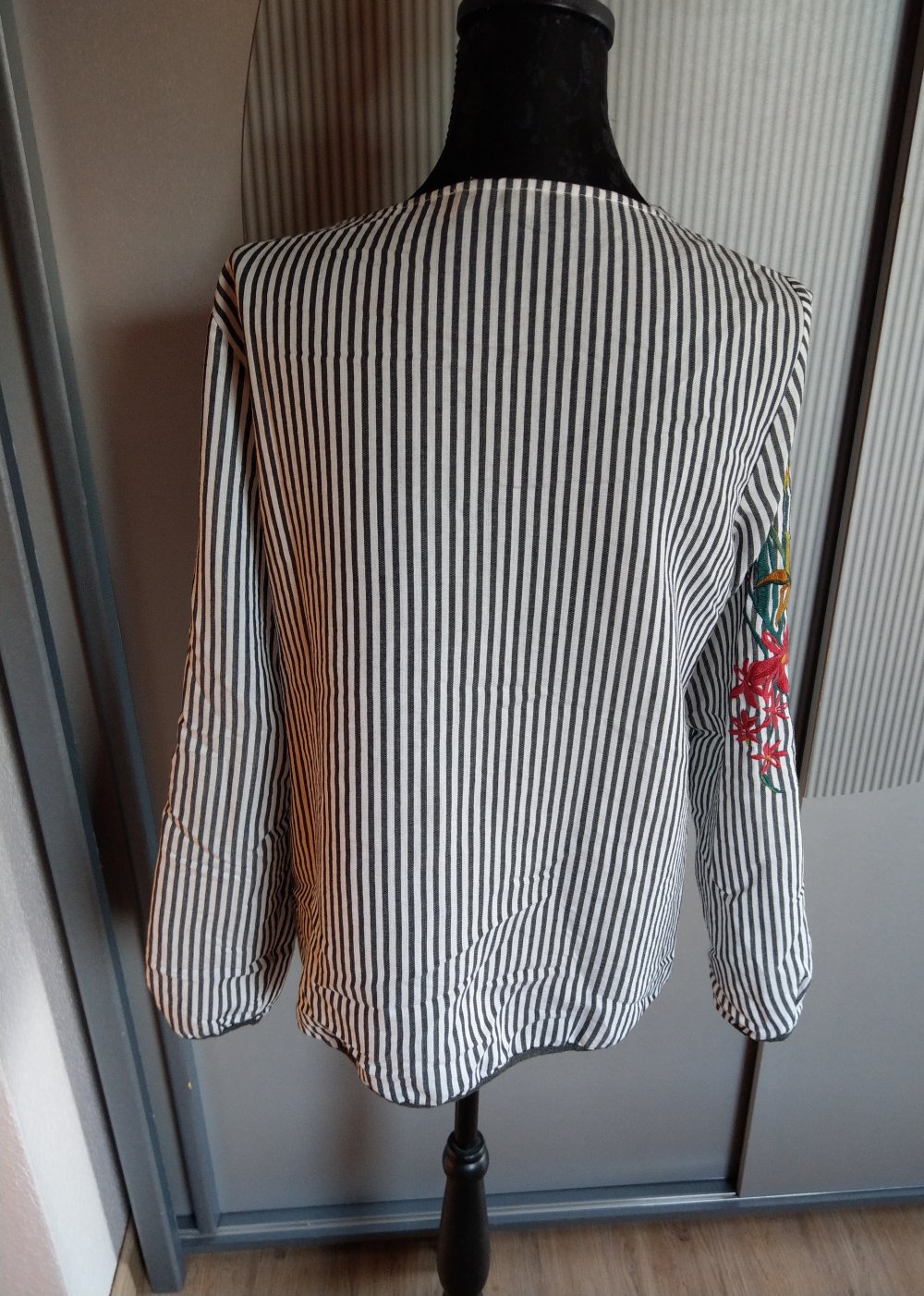 Bluse Shirt Blumen blau weiß gestreift Betty & Co 