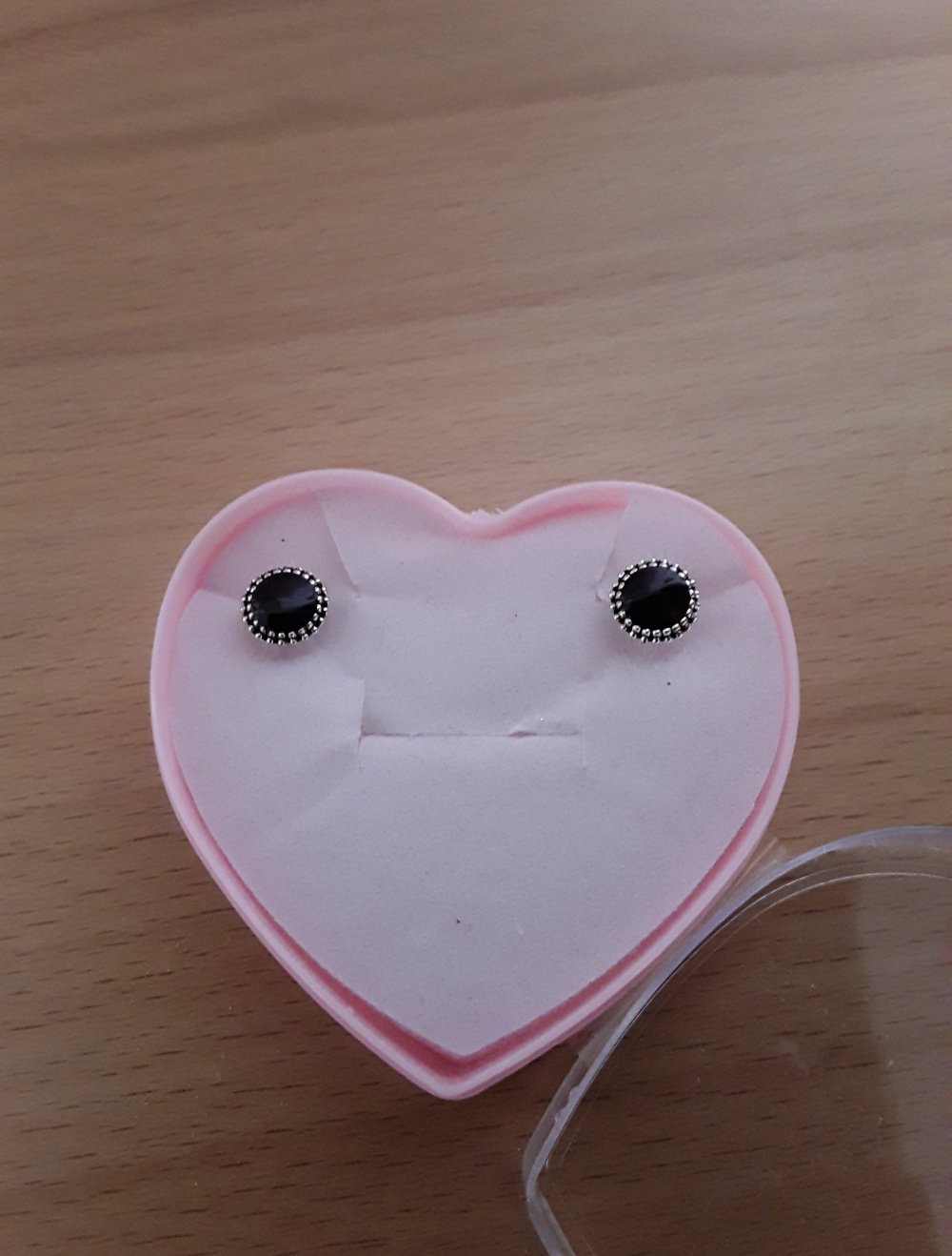 Verkaufe meine echt Silber Ohrstecker mit schwarzen Steinen