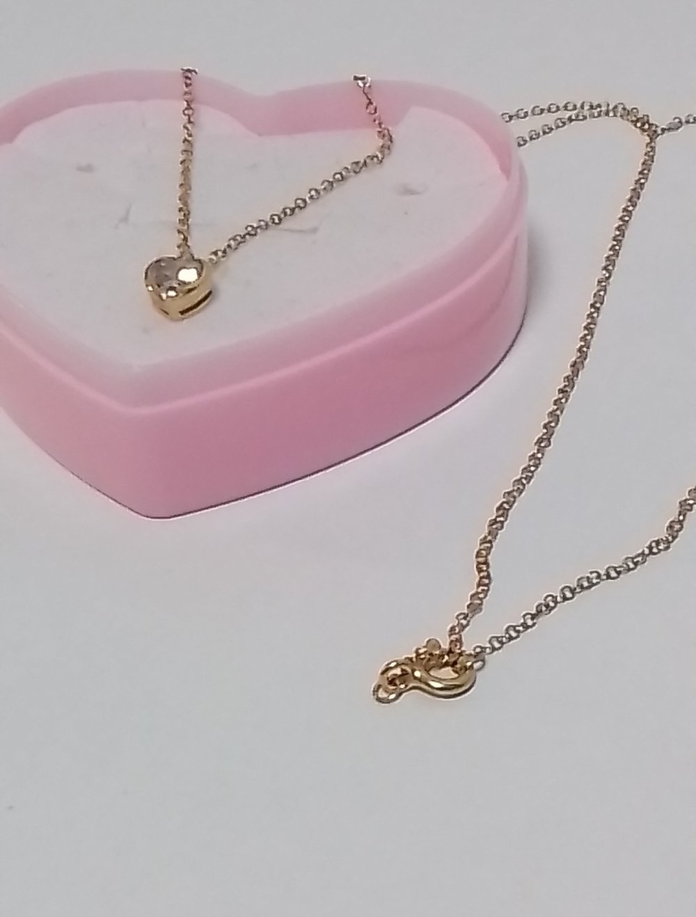 Goldene Halskette mit Herz / 43cm