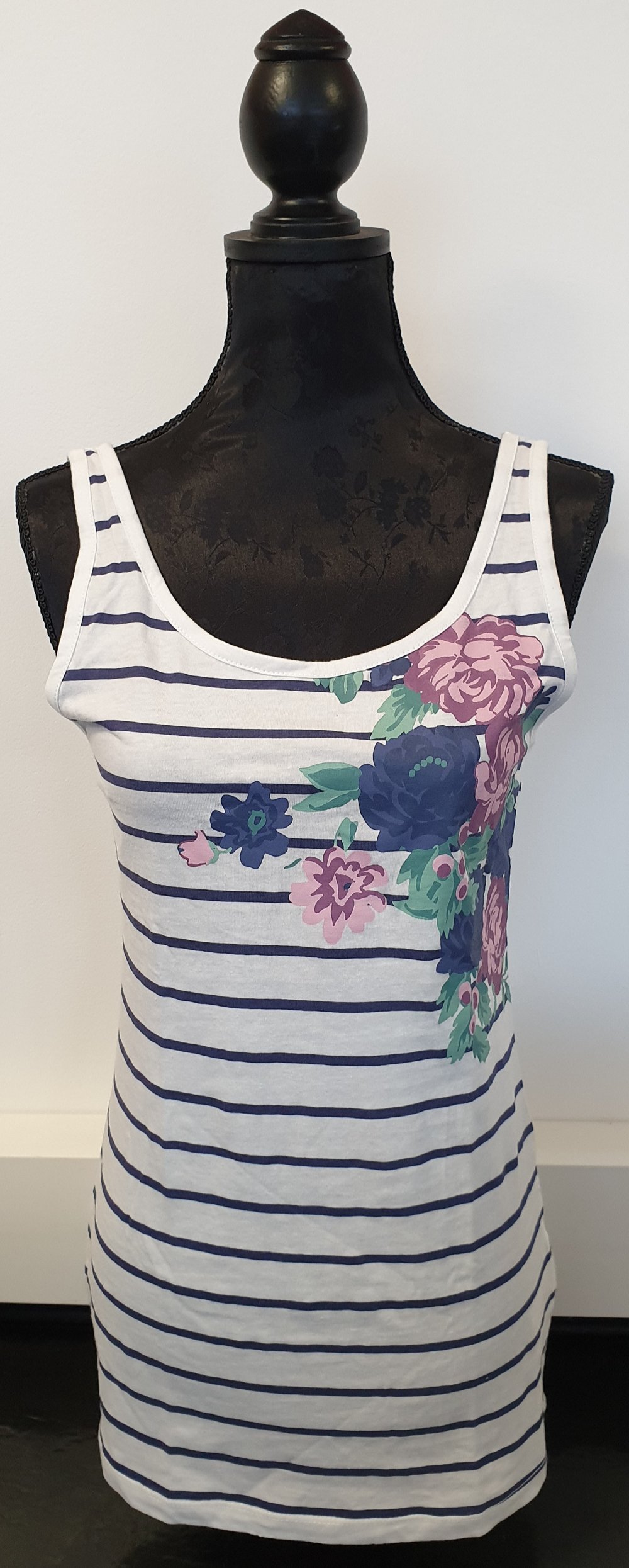 Top, Shirt mit Blumen, Oberteil, crazyworld weiß-blau gestreift mit Blumen, Größe S, gebraucht