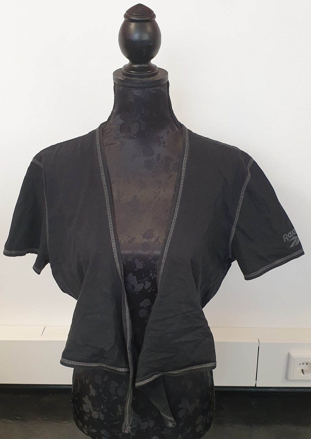 Bolero zum Binden, Shirt, T-Shirt, Oberteil, Reebok schwarz-grau, Einheitsgröße, gebraucht