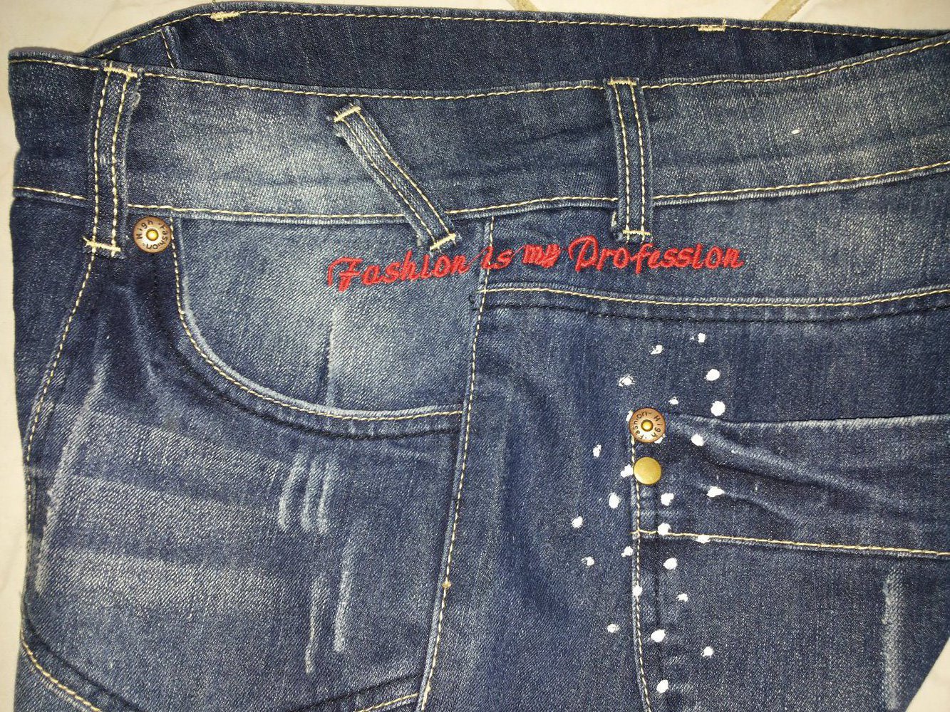 Neu, Verspielte Jeans-Short, Gr.36