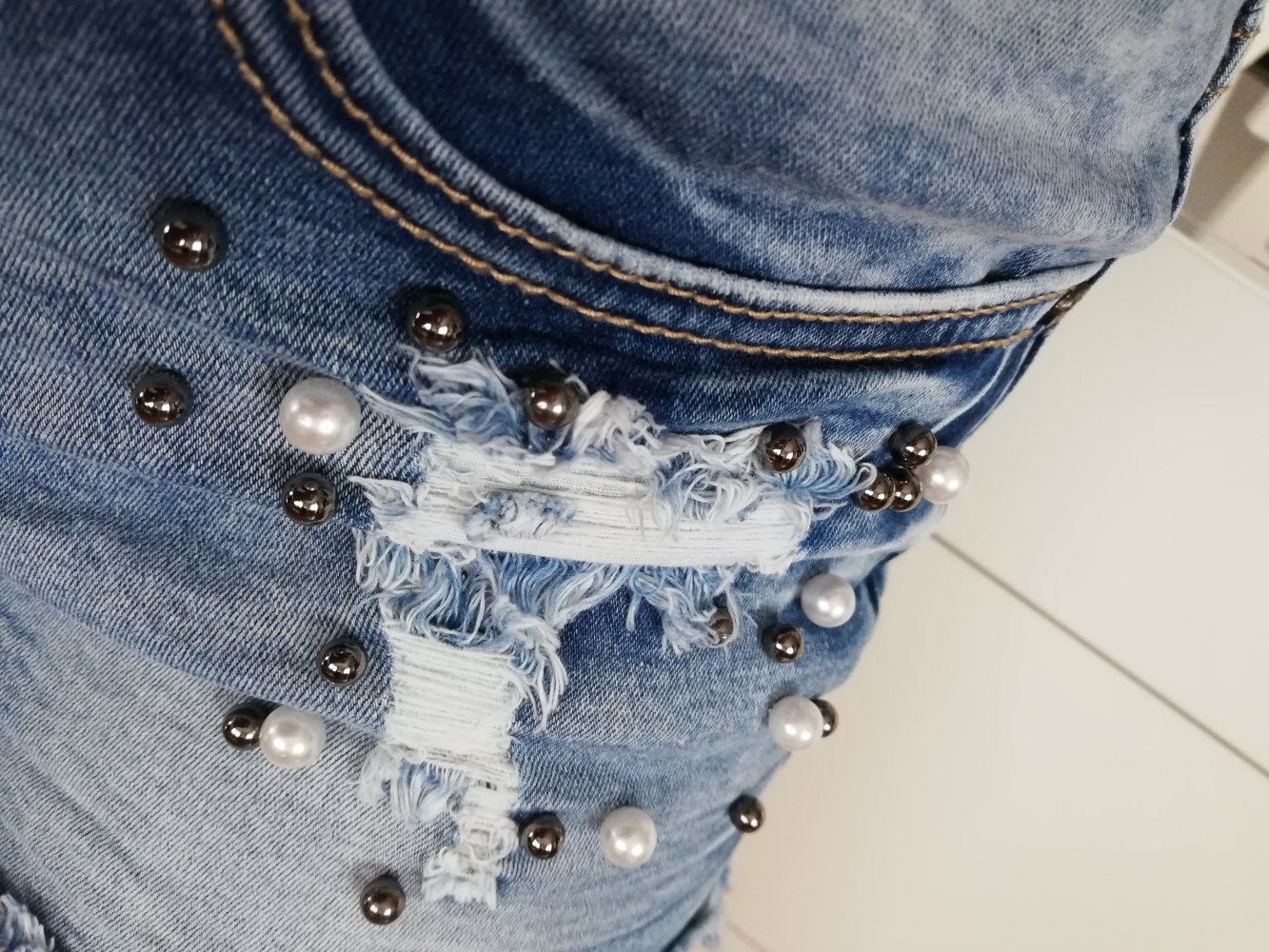 Shorts Jeans Hotpants Perlen Used Destroyed XS 34