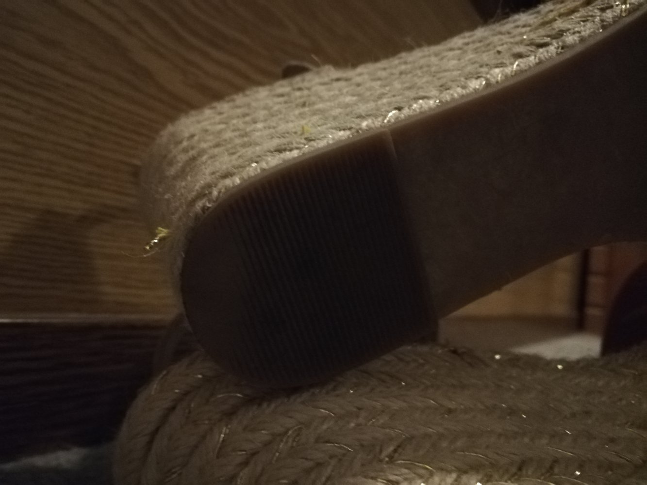 Schöne Sandalen/Wedges, selten getragen, Gr. 38