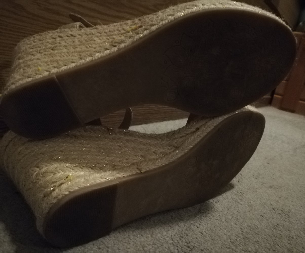 Schöne Sandalen/Wedges, selten getragen, Gr. 38