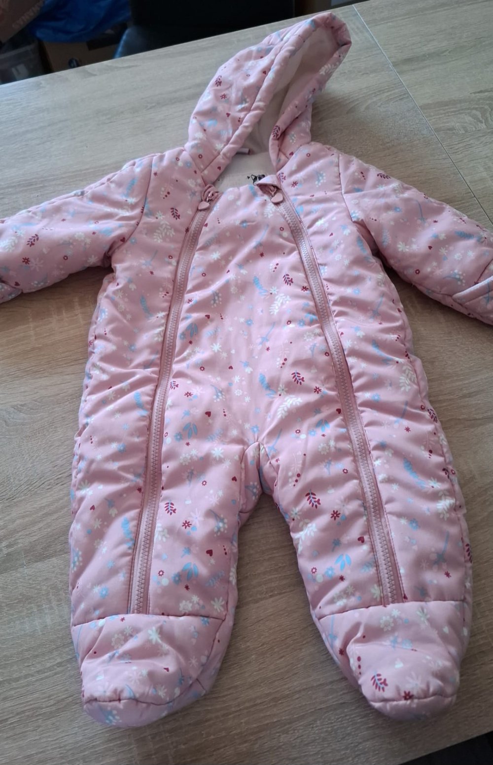 Schneeanzug 62 rosa Sehr guter Zustand 