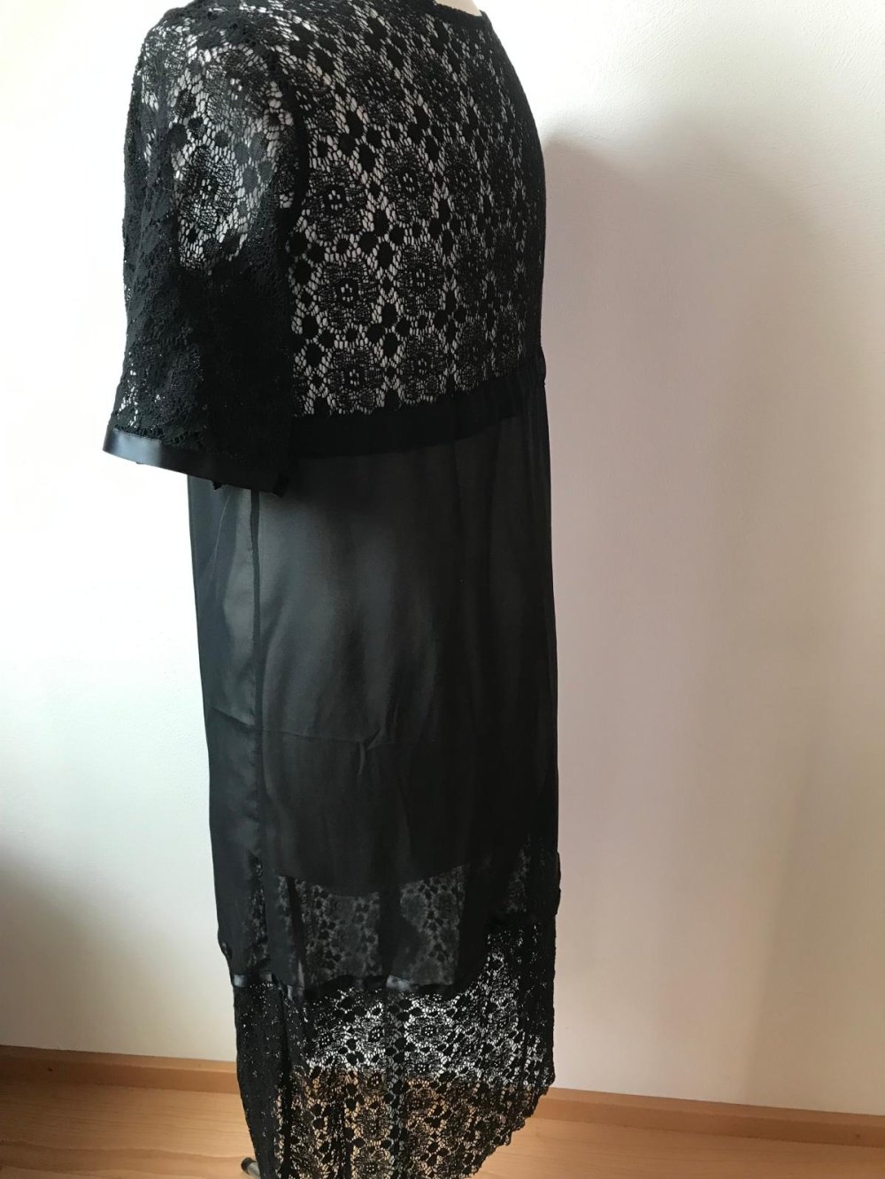 Kimono Negligé L/XL schwarz Morgenmantel Spitze Nachtkleid Bademantel Kurzarm 