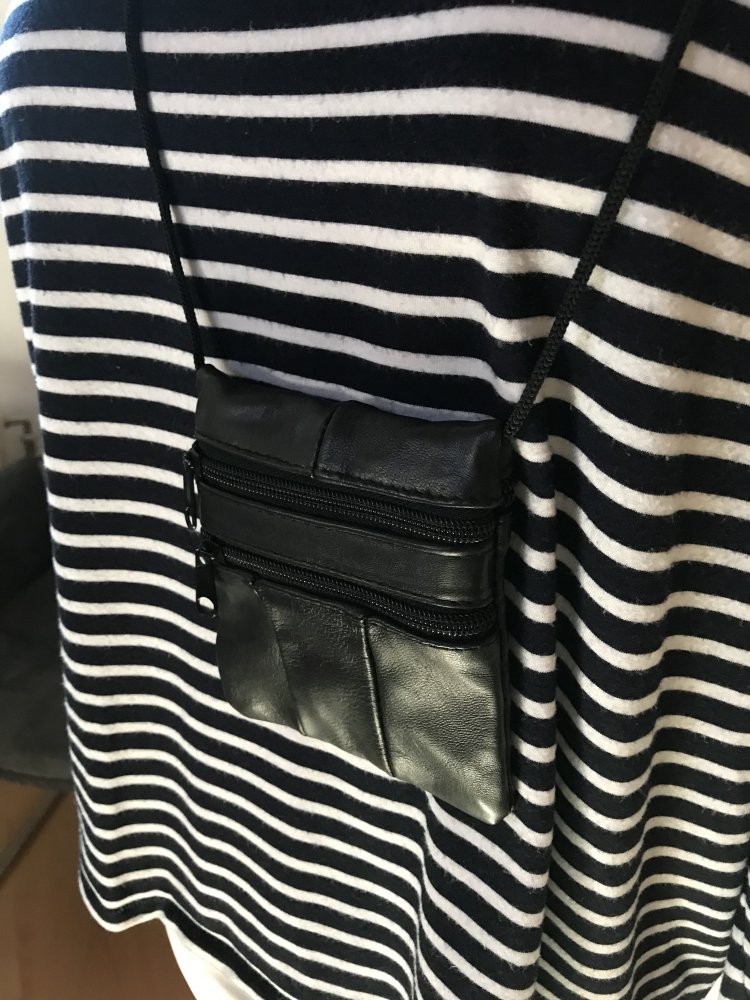 Beuteltasche Umhängetasche Börse Brusttasche Handtasche Clutch Dokumentenbeutel Kunstleder schwarz 